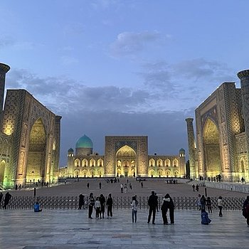 Eindrücke aus Samarkand, Usbekistan während dem 7. Internationalen Kongress „Cultural Legacy of Uzbekistan“. ★ Universal Art Group
