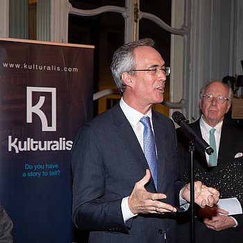 Rede von Alexander Wilhelm beim Kulturalis Launch im Savile Club in London ★ Universal Art Group