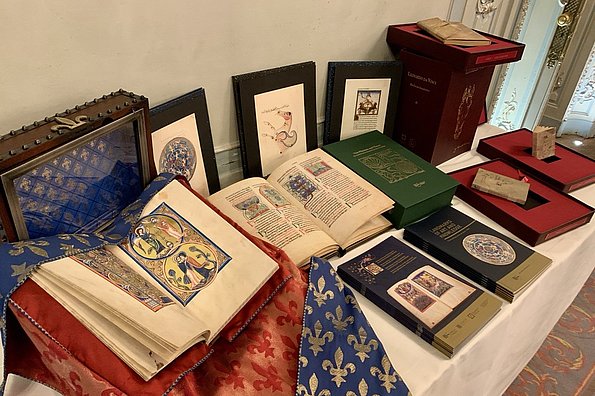 Präsentation der aktuellen Faksimile-Editionen vom Verlag Müller und Schindler sowie dem Faksimile Verlag während des Kulturalis Launch im Savile Club in London ★ Universal Art Group