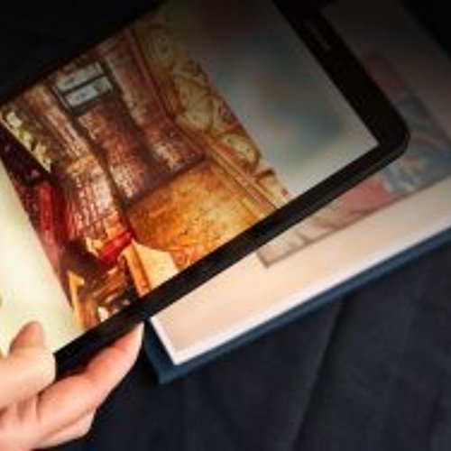 Aufnahme Living Manuscripts ★ Universal Art Group